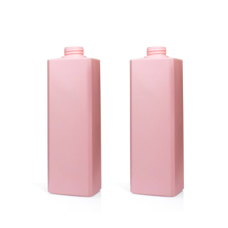 A 750ml cosmetic bottle photographed against a neutral background, representing the kind of large-format PET, HDPE or PETG bottle that can take a vacuum-metalized metallic finish